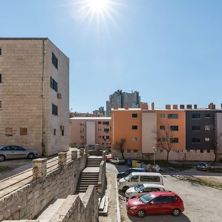 Sunny Apartment Split Exterior photo